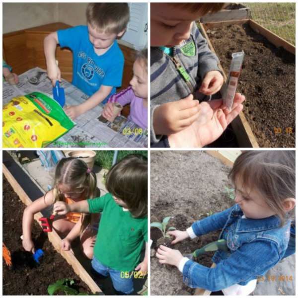 enfants en train de jardiner
