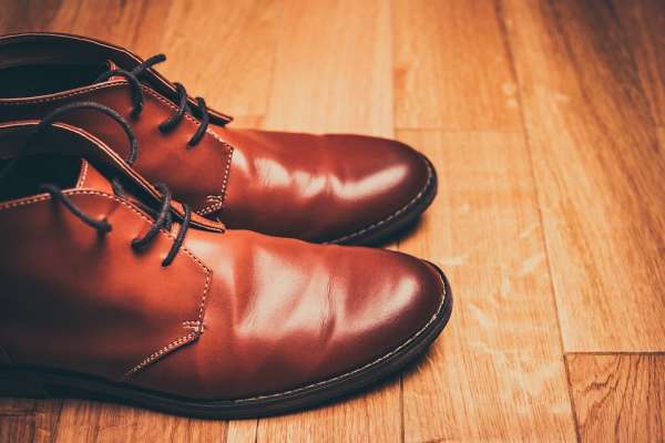 chaussures en cuir