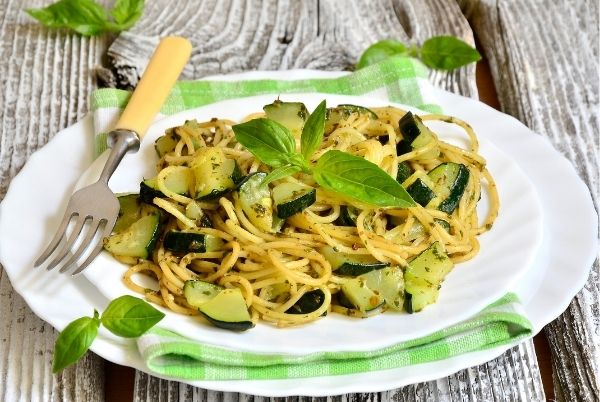 Spaghetti de courgettes