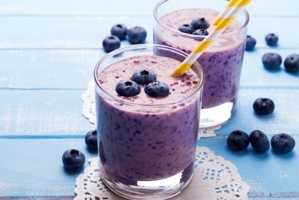 Smoothie aux myrtilles